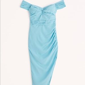 Abercrombie & Fitch Off the Shoulder ruched midi dress
